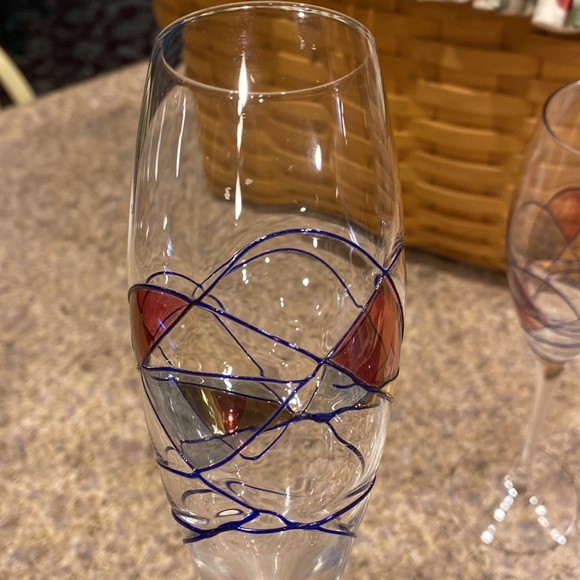 Milano Collection Set of 2 Flute Glasses Vivid Color Swirls with Gold - Picture 14 of 17